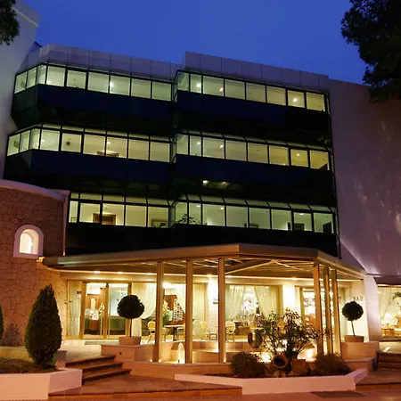 酒店 阿加马萨宫殿套房酒店 4*